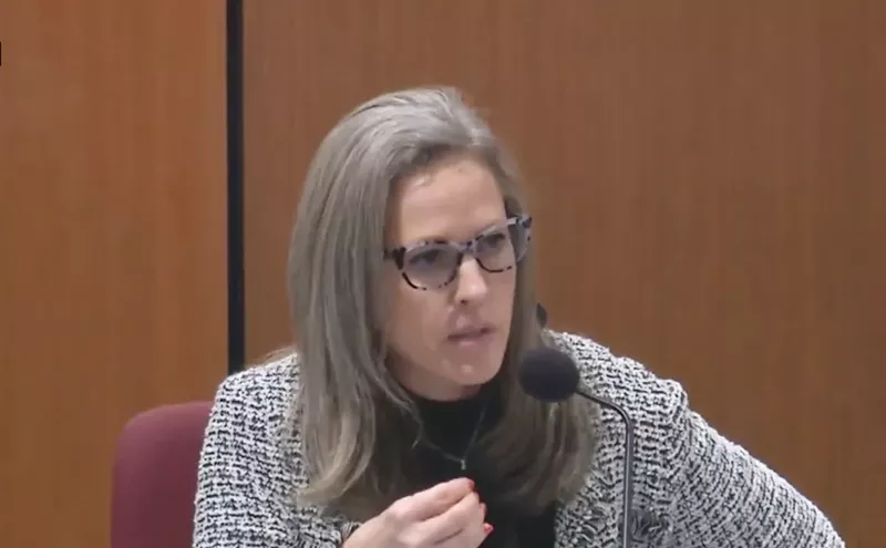 Image: Arizona GOP sends more ‘deeply undemocratic’ laws to November ballot