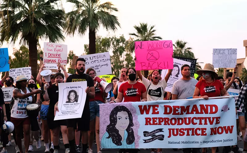 Image: Arizona Supreme Court delays enforcement of 1864 abortion ban 90 days