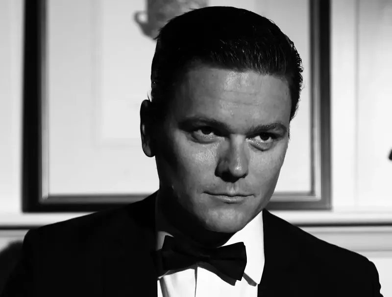 Image: Ex-college football player turned viral opera singer Gus Farwell will perform in Tempe on Friday night.
