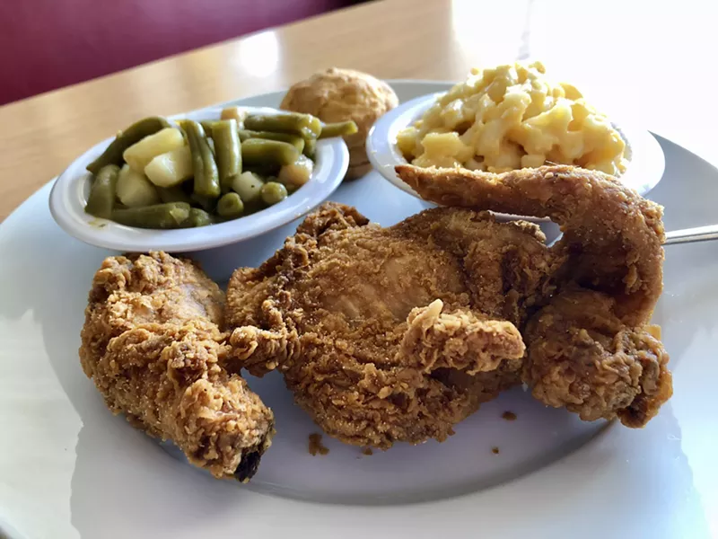 Image: The fried chicken dinner at Stacy's Off Da Hook BBQ and Soul Food.