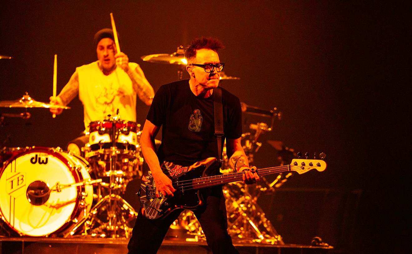 Blink-182 brought the pop-punk nostalgia to Desert Diamond Arena