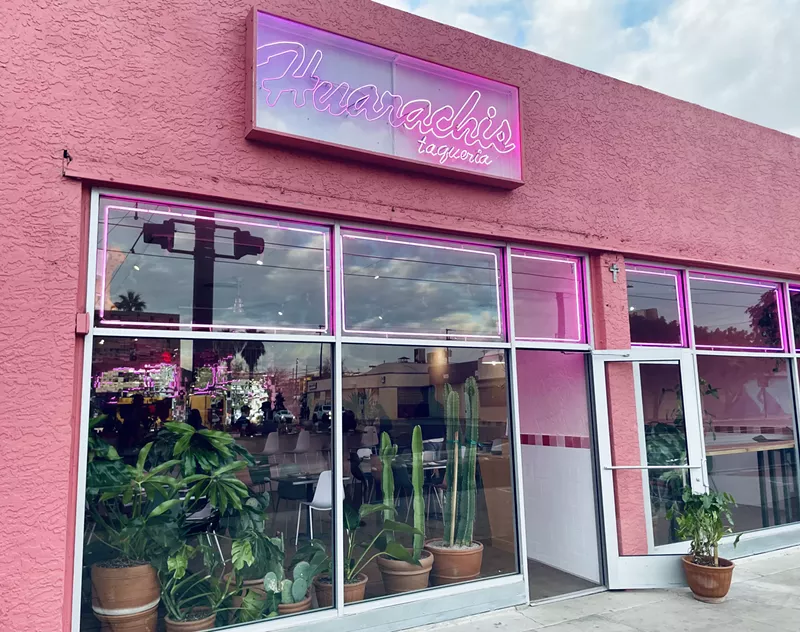 Image: Exterior of Huarachis Taqueria