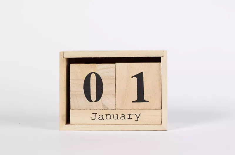 Image: Wooden calendar blocks set to Jan. 1.