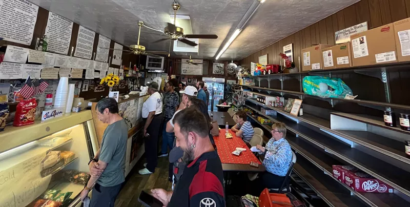 Image: On a recent Thursday afternoon, the line snaked through the shop and spilled outside as customers got in their final orders.