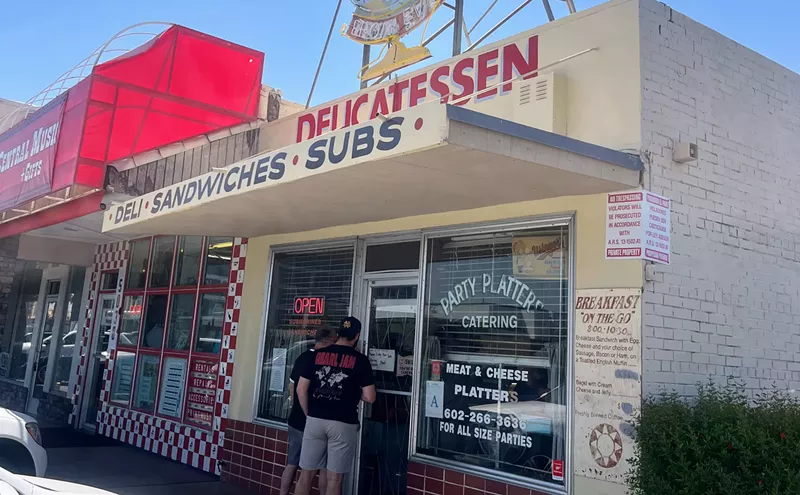 Image: Iconic Phoenix deli Cheese 'n Stuff to reopen this summer with new owners