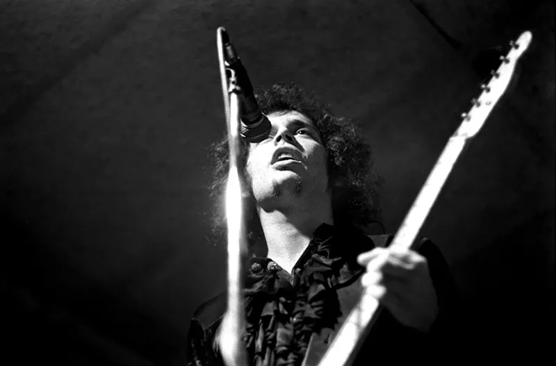 Image: Wayne Kramer performs in 1974.
