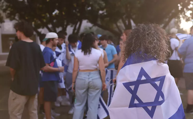 Image: Jewish sites in Arizona beef up security amid Israel-Hamas war