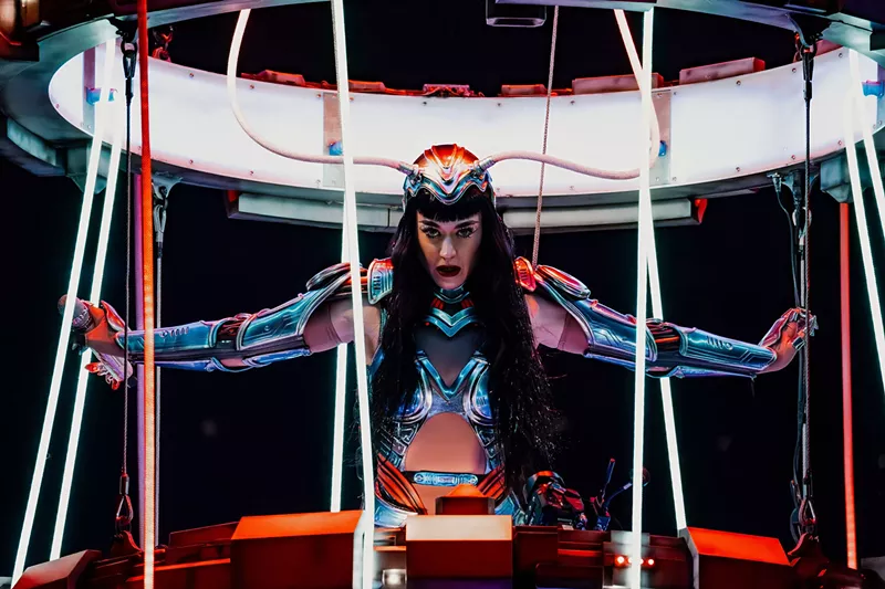 Image: Katy Perry's Lifetimes tour, July 12, 2025, at PHX Arena.