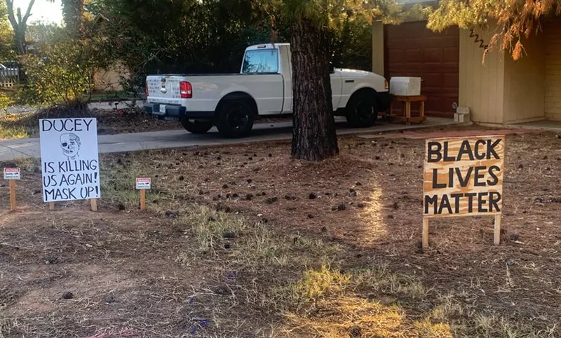 Image: Ken Miller tells it like it is—with angry signage.