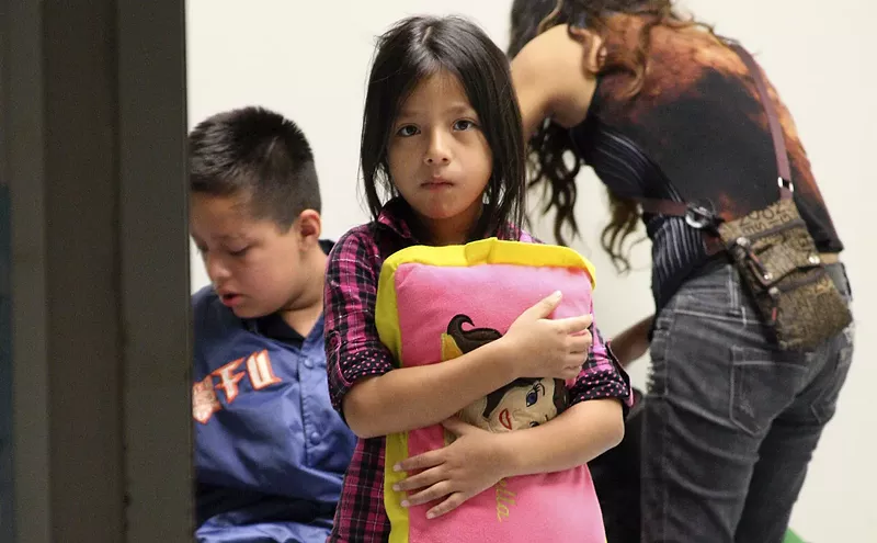 Image: Migrants bring a few prized possessions. Border agencies lose them