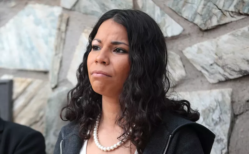 Image: Republicans want to kick out a Democratic lawmaker over an ICE alert