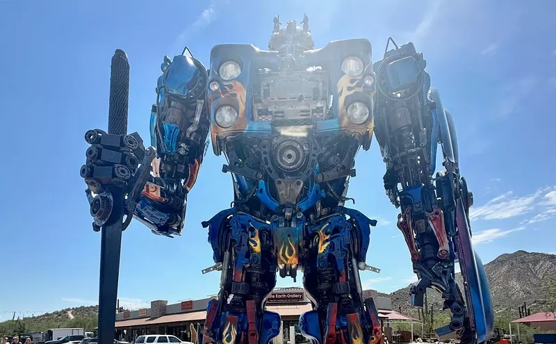 Image: A Cave Creek store has installed an epic Transformer statue