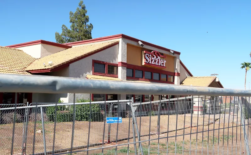 Image: 'Noooooo!' Readers react to the Valley's last Sizzler saying goodbye