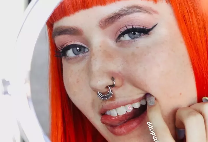 Image: Everyone from models and tattoo artists to people with corporate jobs are getting tooth gems.
