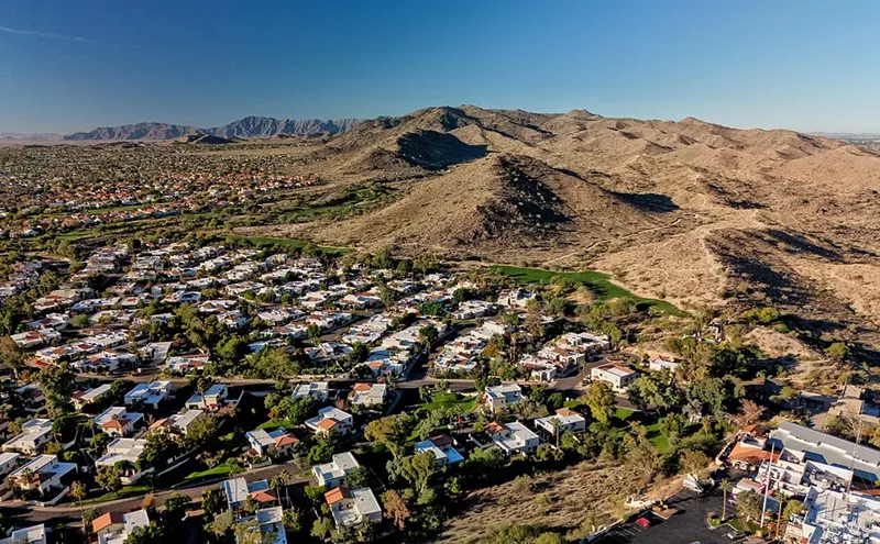 Image: Phoenix homeowners are delisting properties en masse as market shifts