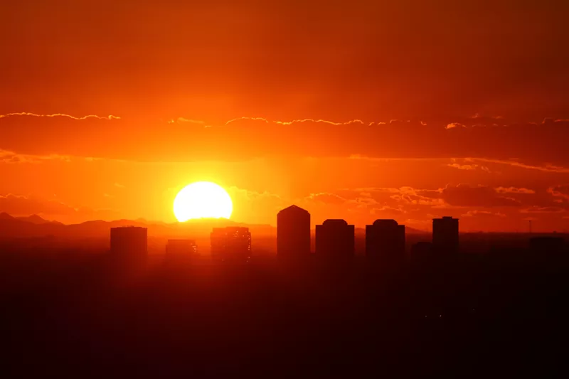 Image: Nights in Phoenix don't provide much respite from the heat.