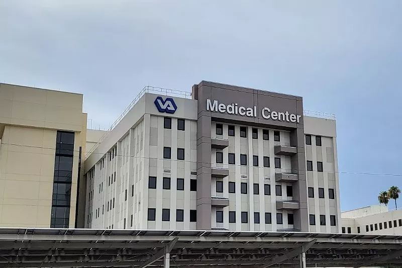 Image: The Carl T. Hayden Veterans Administration Medical Center in Phoenix has been the subject of scrutiny for years after a 2014 scandal.