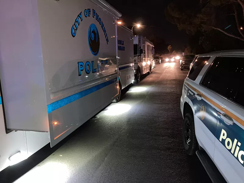 Image: Phoenix police said they would cooperate with the DOJ probe. Some officers are pushing back.