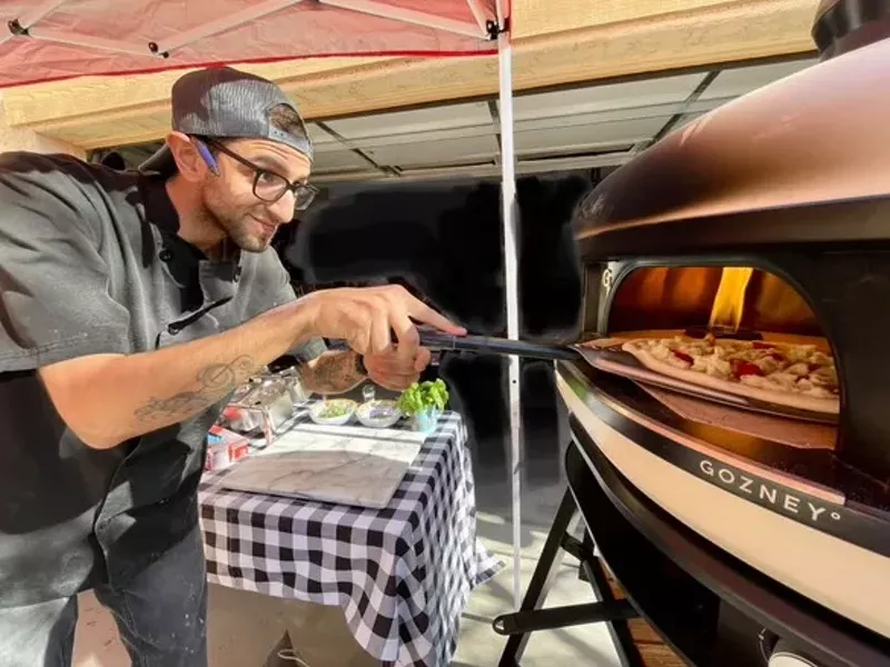 Image: Vincent Sausa's pop-up pizzeria Vincent Van Dough makes pies around the Valley.