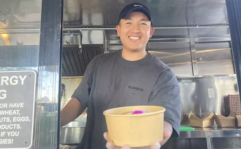 Image: This Valley food truck puts a 'Laos-style' spin on Thai takeout