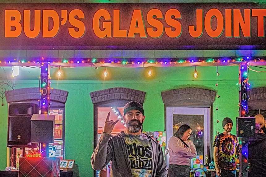 Bud Meister, Bud’s Glass Joint