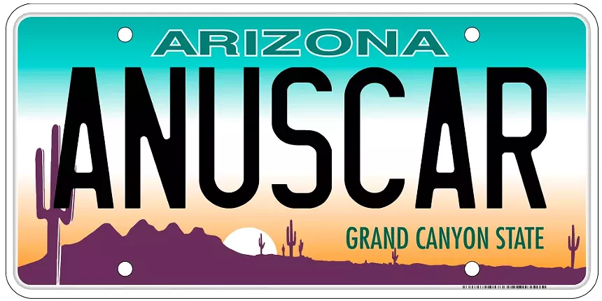 an arizona license plate that says "ANUSCAR"