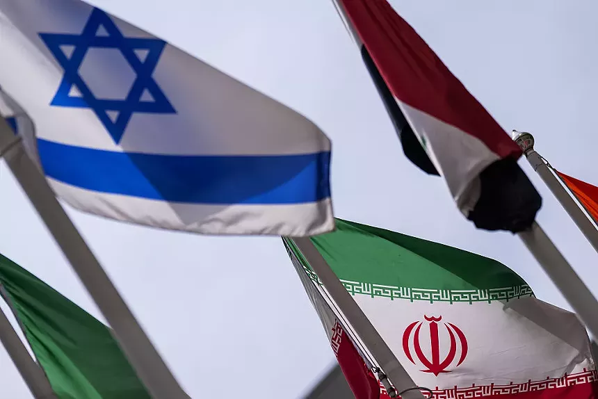 israel and iran flags