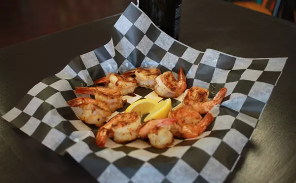 Chesapeake Bay Bistro Serves Up Fresh Seafood in Ahwatukee