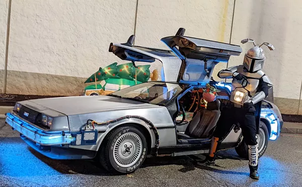 How A Cosplayer With Phoenix Ties Went Viral With His &ldquo;Man-DeLorean&rdquo; Costume