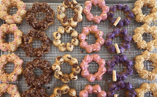 Uptown Phoenix Gets a Sweet and Stretchy Treat as MochiDot Donuts Opens Soon