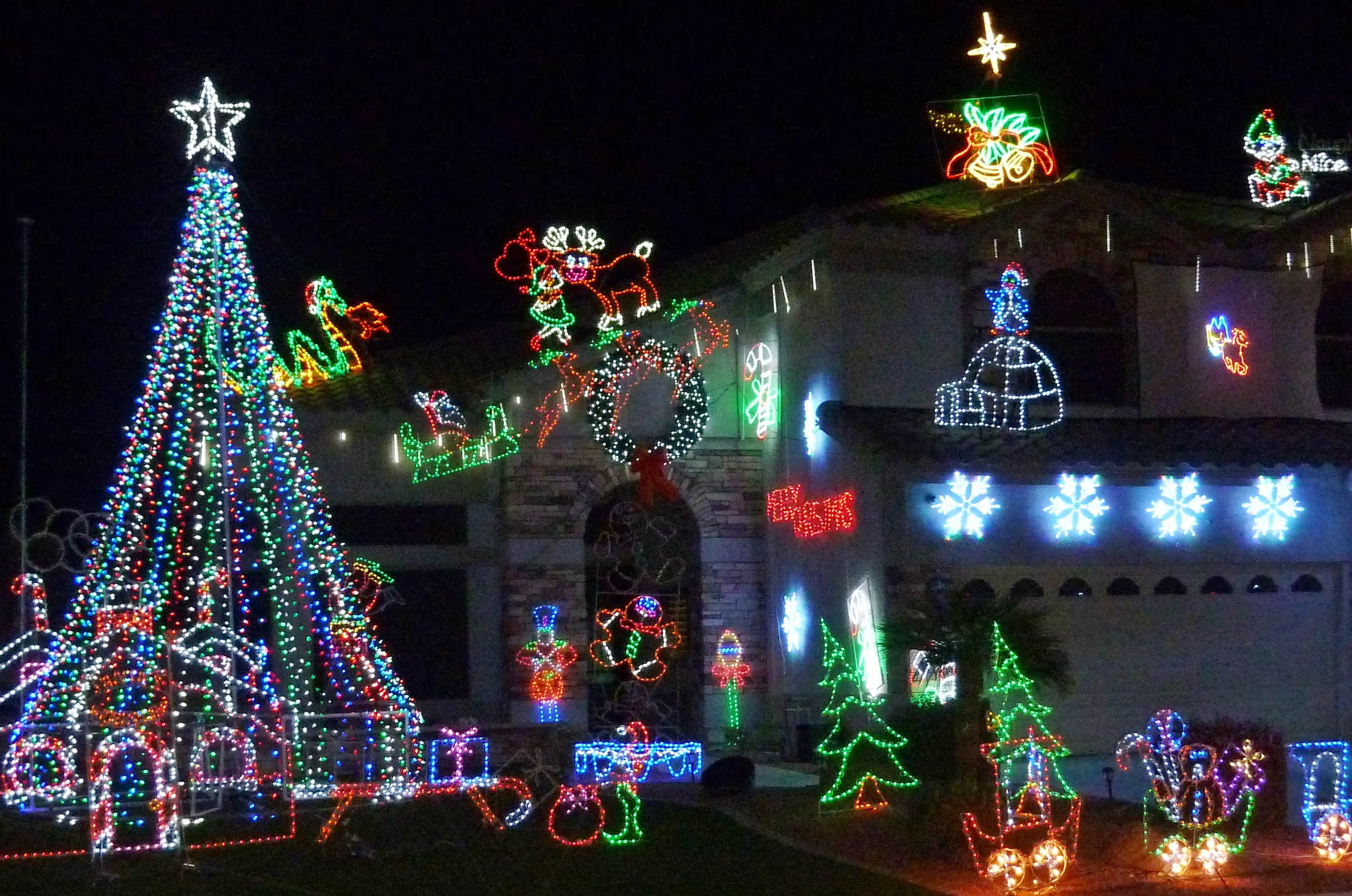 Phoenix Christmas Lights 2022 Review Metro Phoenix's Best Holiday Light Displays In 2021 | Phoenix New Times