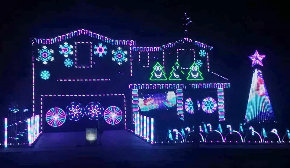 Christmas Light Displays In Surprise Az 2022 Metro Phoenix's Best Holiday Light Displays In 2021 | Phoenix New Times
