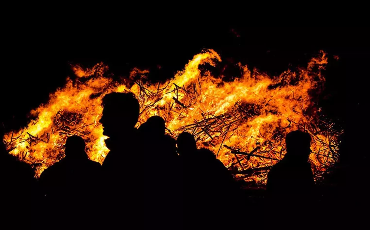 Bronx Blaze Ravages Deli and Neighboring Shops, Underscoring Importance of Reliable Fire Watch Services - Vimarsana News