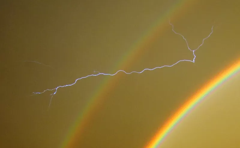 Image: Video: Rare ‘rainbow lightning’ sets Valley skies aglow