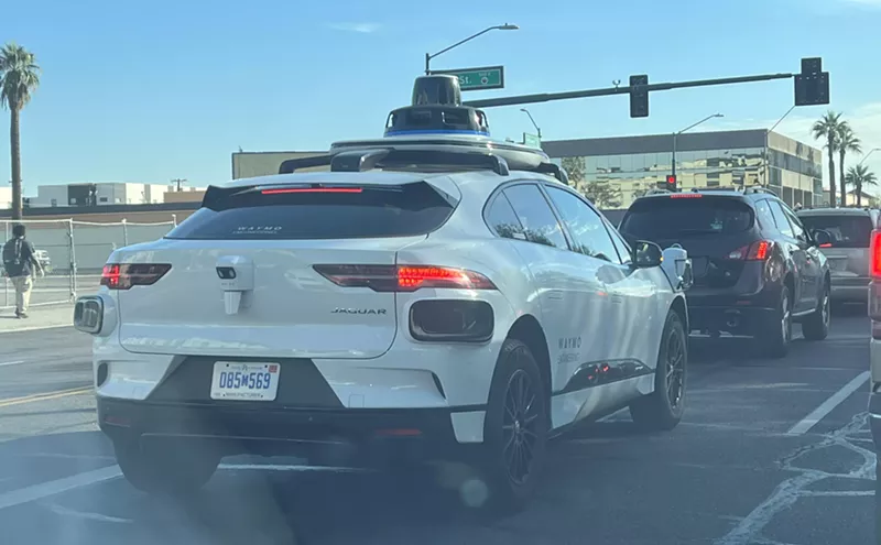 Image: Waymo Fleets Are Zooming Around Central Phoenix on a Mission