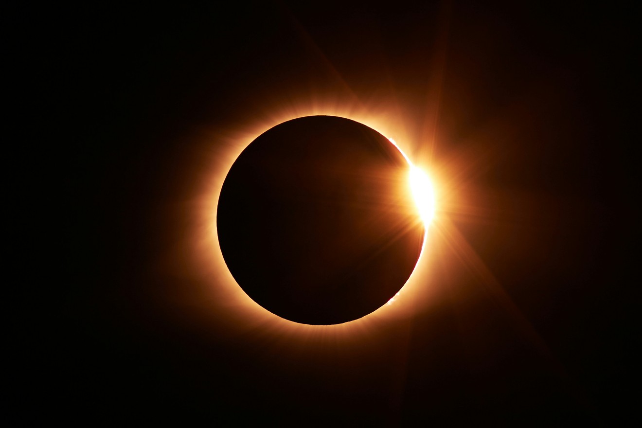 You won't get to see a total solar eclipse in Phoenix on April 8.