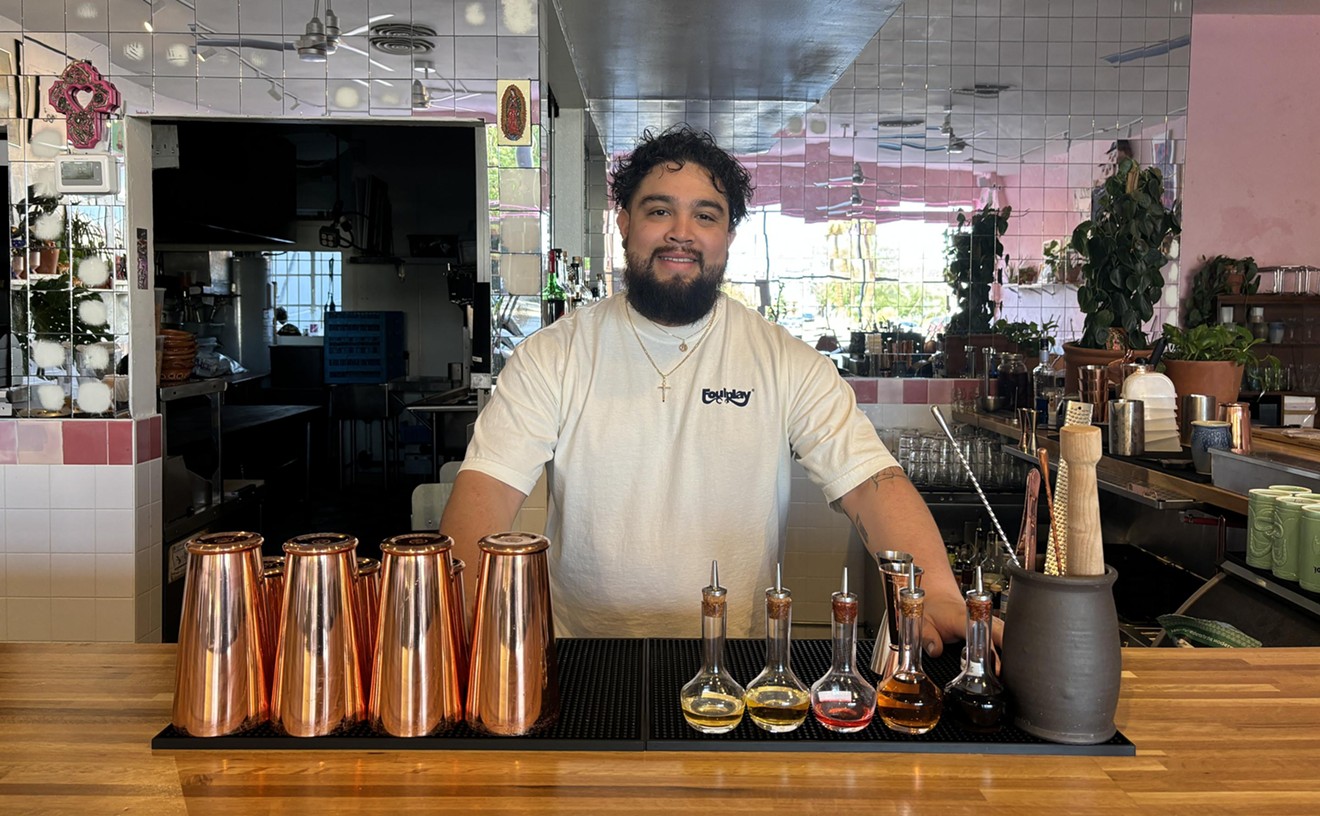 Who's the mastermind behind Huarachis' exceptional cocktails? Meet Jesse Knox
